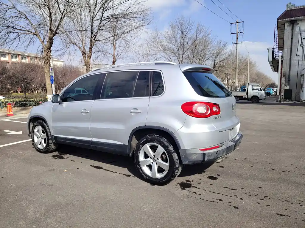 Volkswagen Tiguan 2012 1.8TSI AT