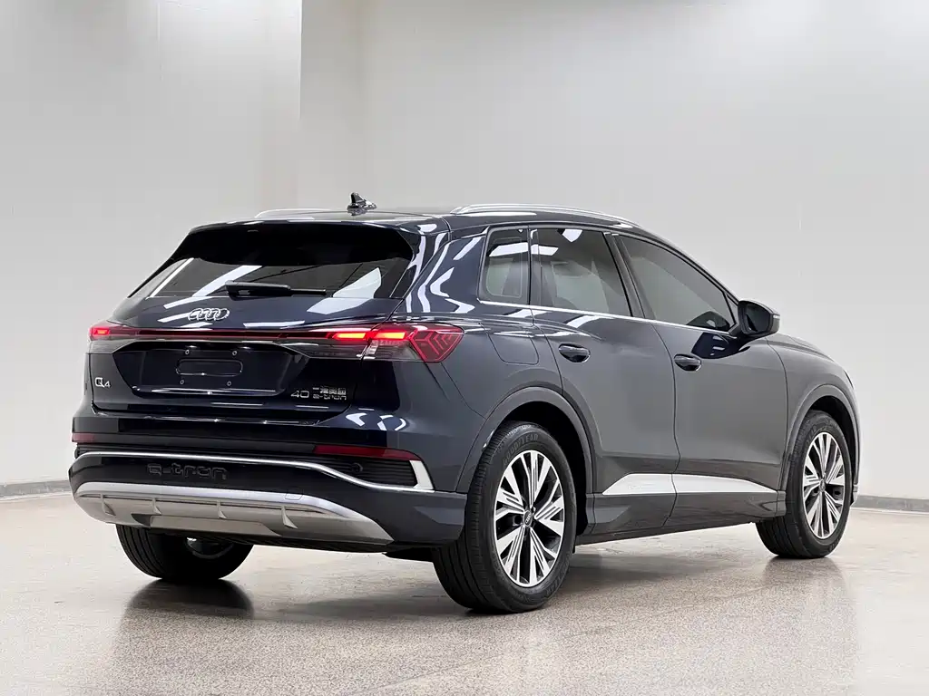 Audi Q4 e-tron — миниатюра 6