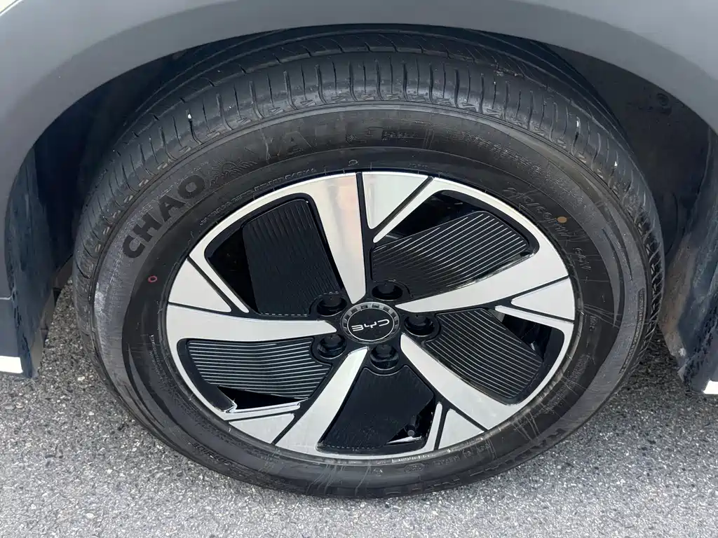 BYD Sealion 05 EV — миниатюра 3