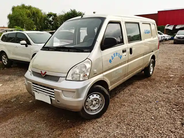 WULING AUTOMOBILE WULING RONGGUANG 2017