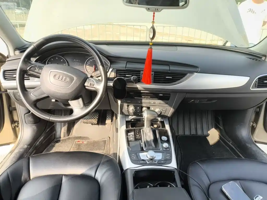 Audi A6L — миниатюра 10