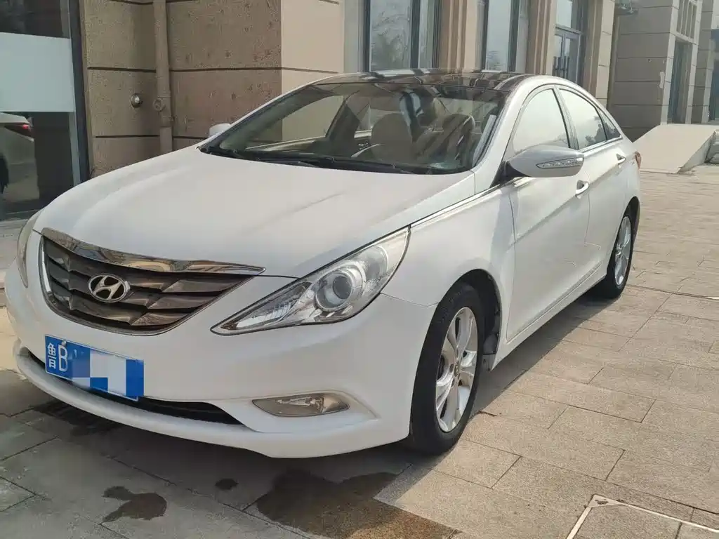 Hyundai Sonata 2012