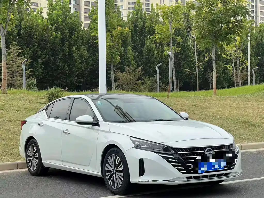 Nissan Teana — миниатюра 3