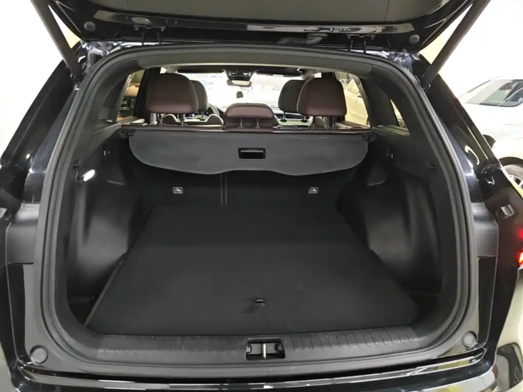 Geely Xingyue L — миниатюра 19