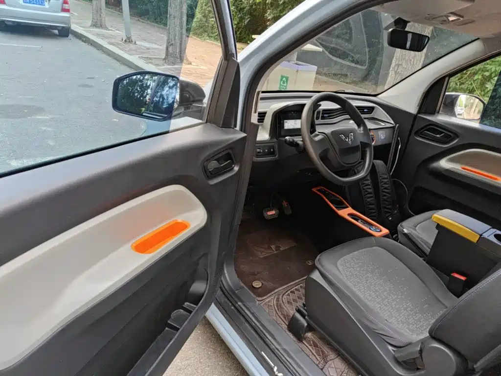 Wuling MINIEV — миниатюра 16