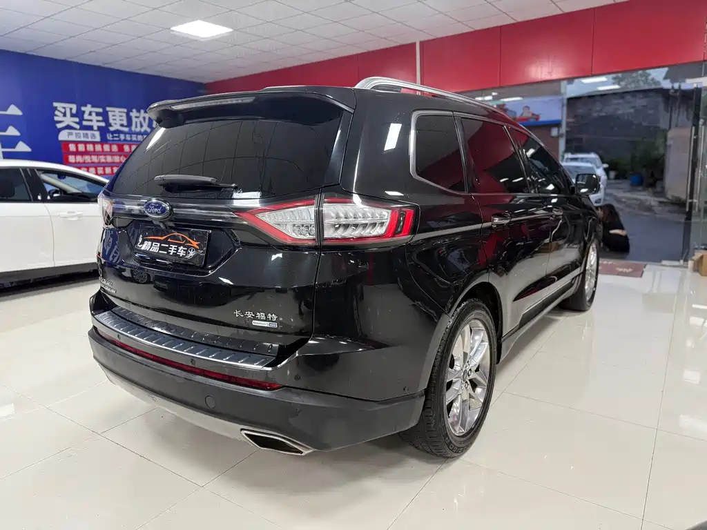 Ford Edge — миниатюра 9