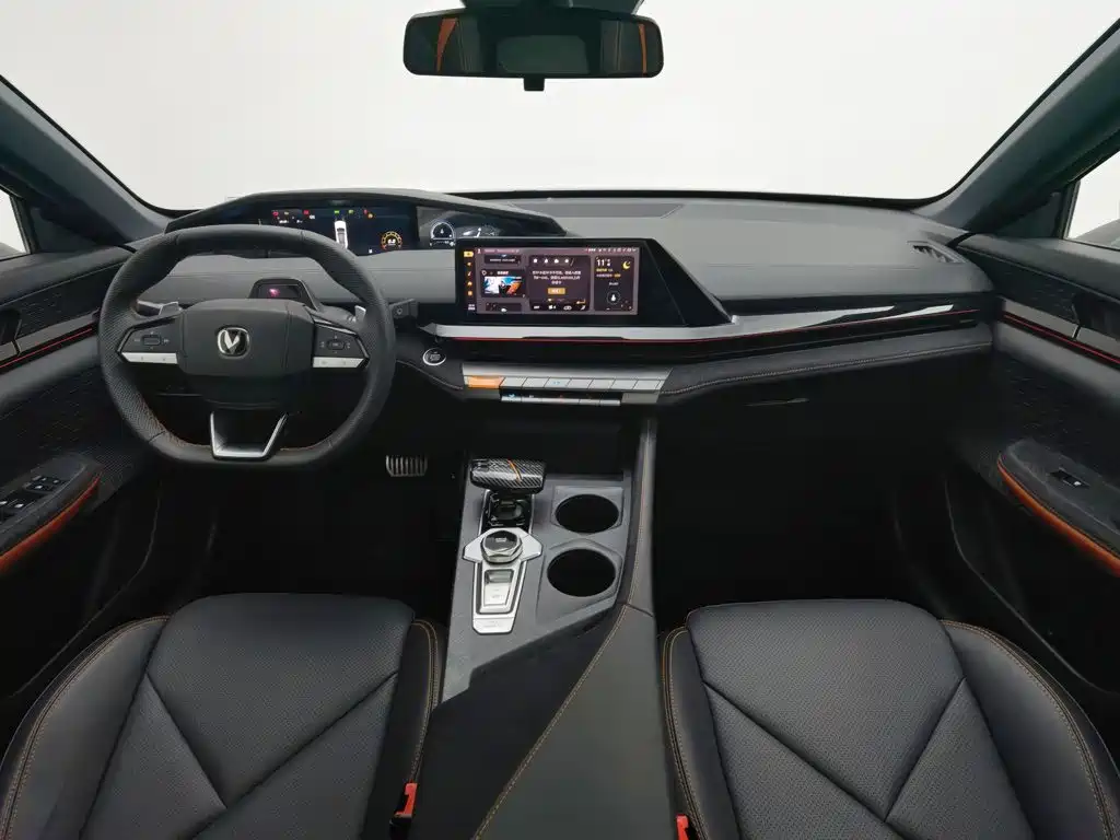 Changan UNI-V — миниатюра 5