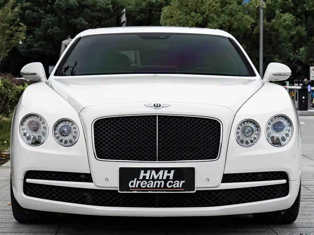 Bentley Flying Spur — миниатюра 2
