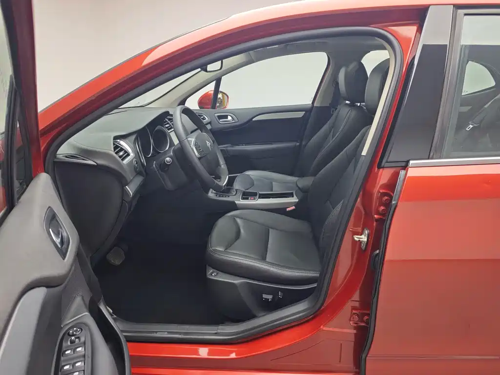 Citroen C4L — миниатюра 10