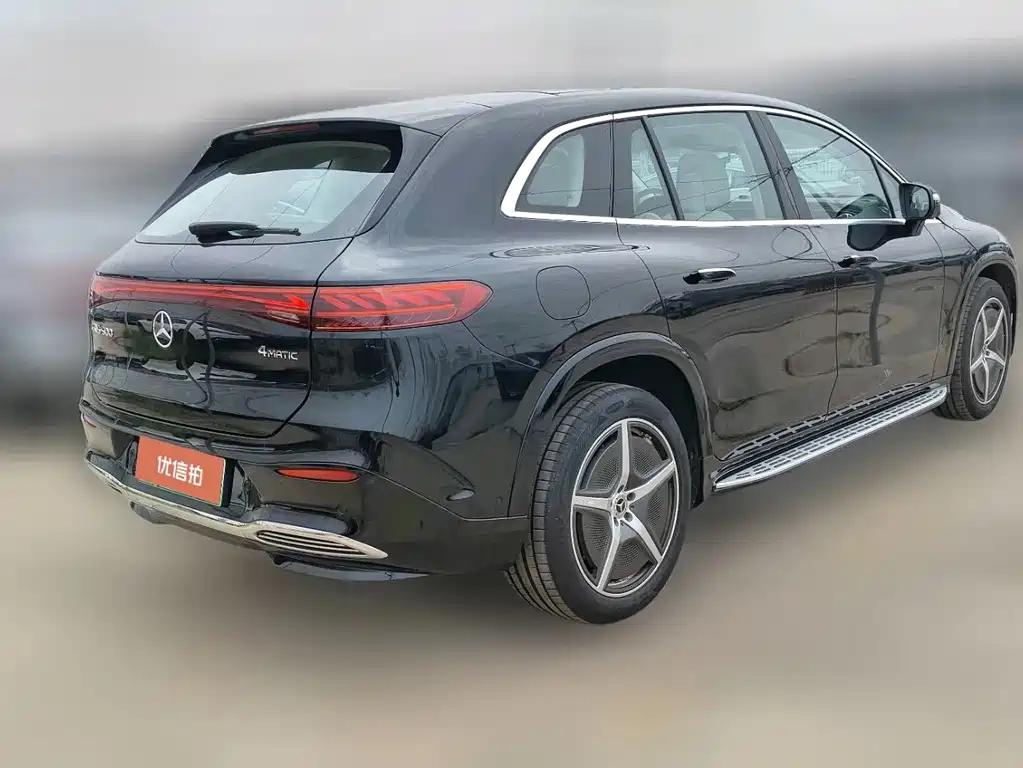 Mercedes-Benz EQS SUV — миниатюра 7