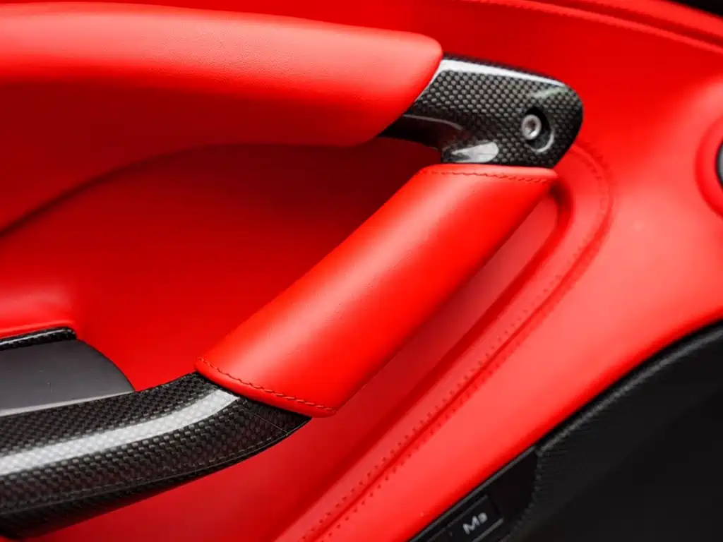 Ferrari F8 — миниатюра 24