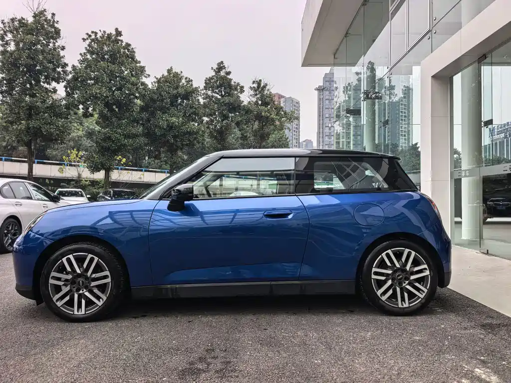 MINI ELECTRIC  COOPER