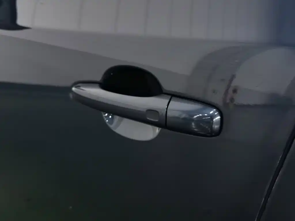 Volvo V40 — миниатюра 18