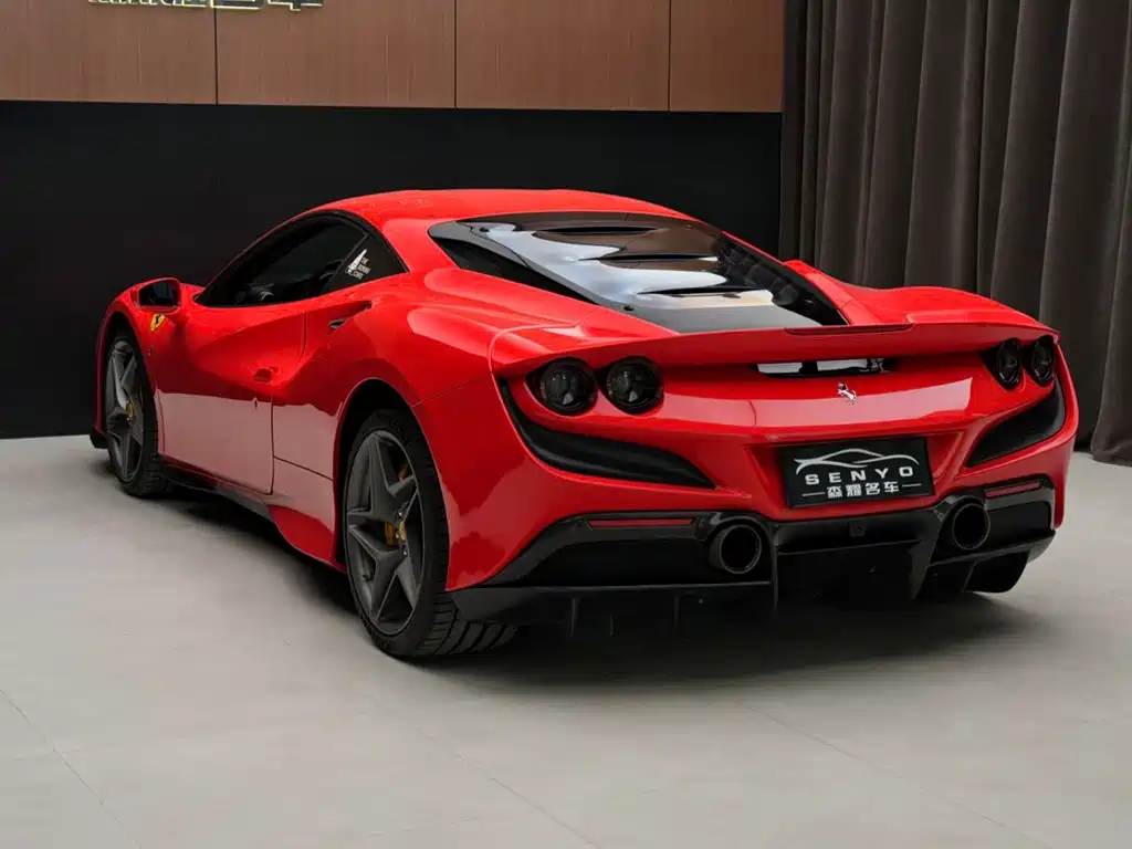 Ferrari F8 — миниатюра 4