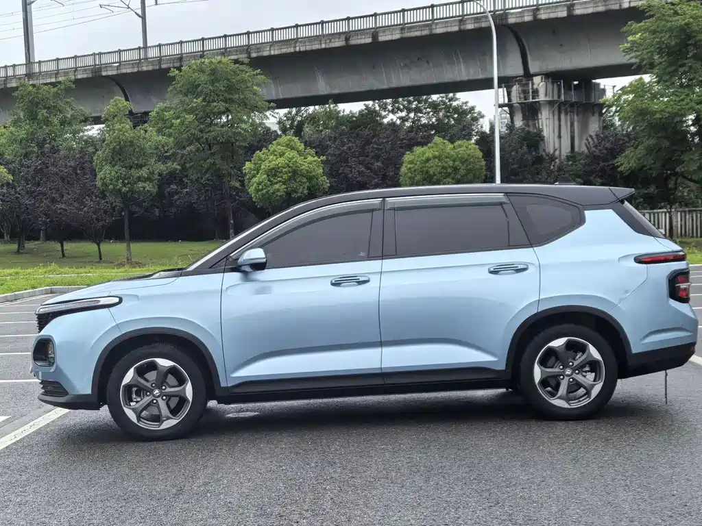 Baojun RM-5 — миниатюра 2