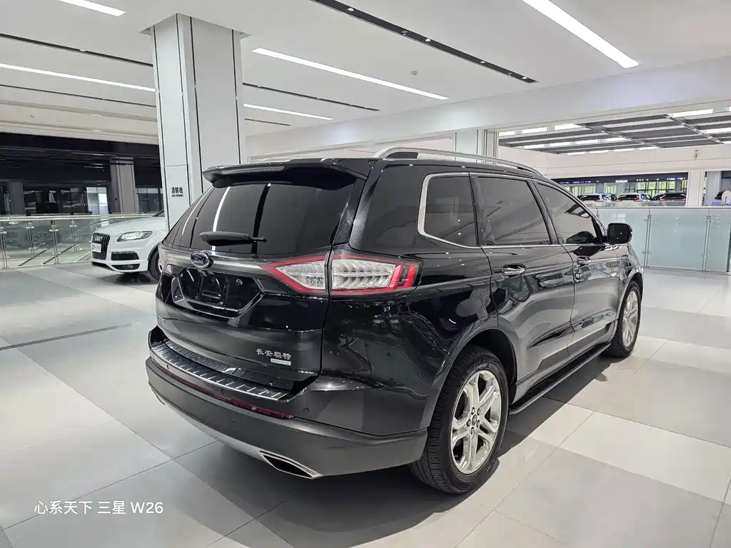 Ford Edge — миниатюра 17