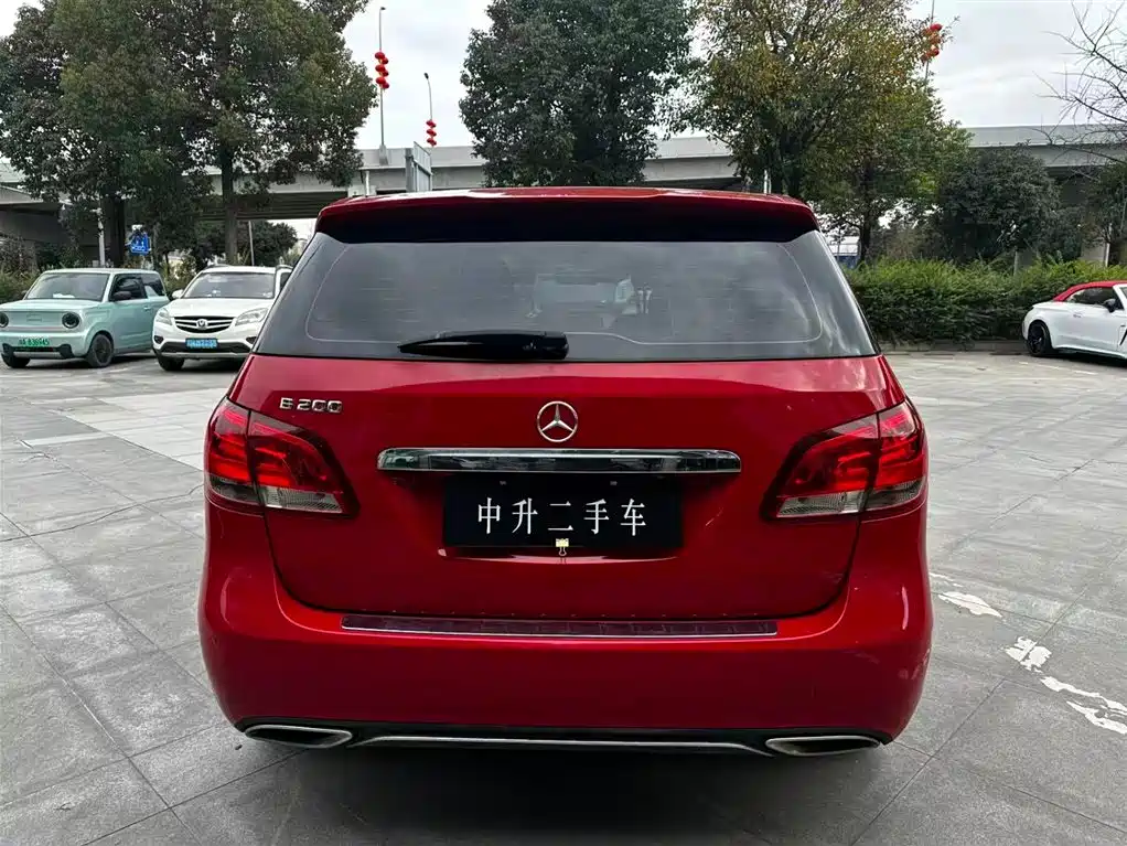 MERCEDES-BENZ B CLASS