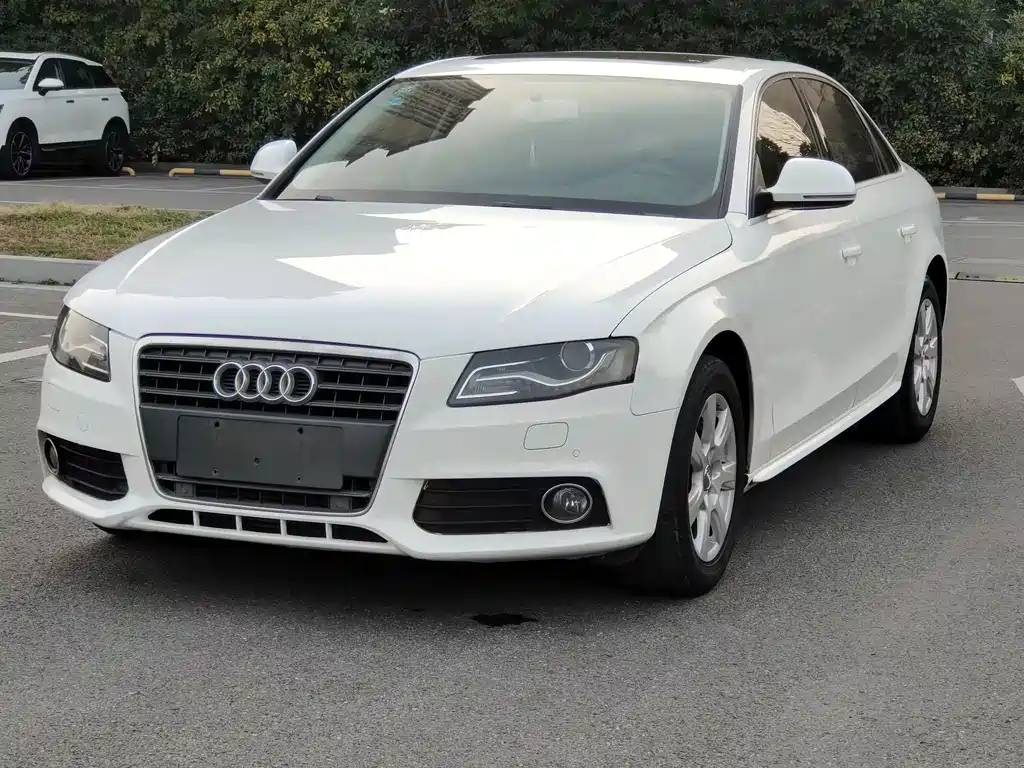 Купить Audi A4L