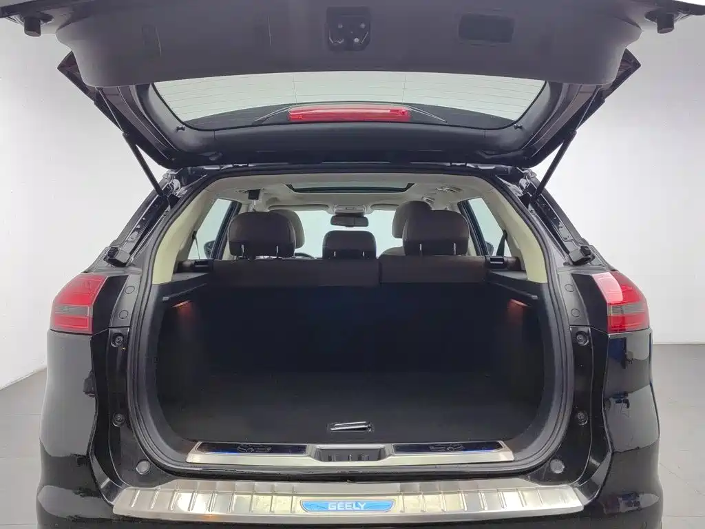 Geely Boyue — миниатюра 16