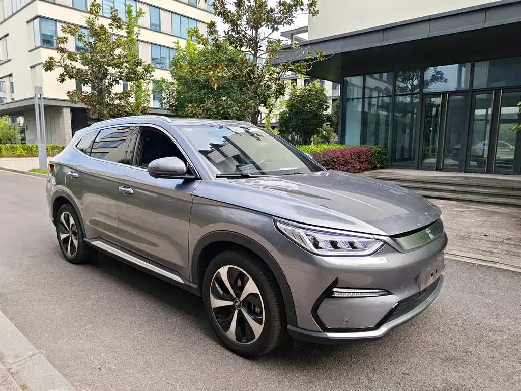 BYD PLUS New Energy — миниатюра 3