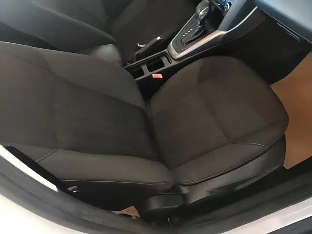 Ford Focus — миниатюра 25