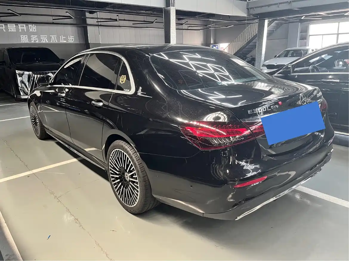 Mercedes-Benz E-Class id 4622557 из Китая 12