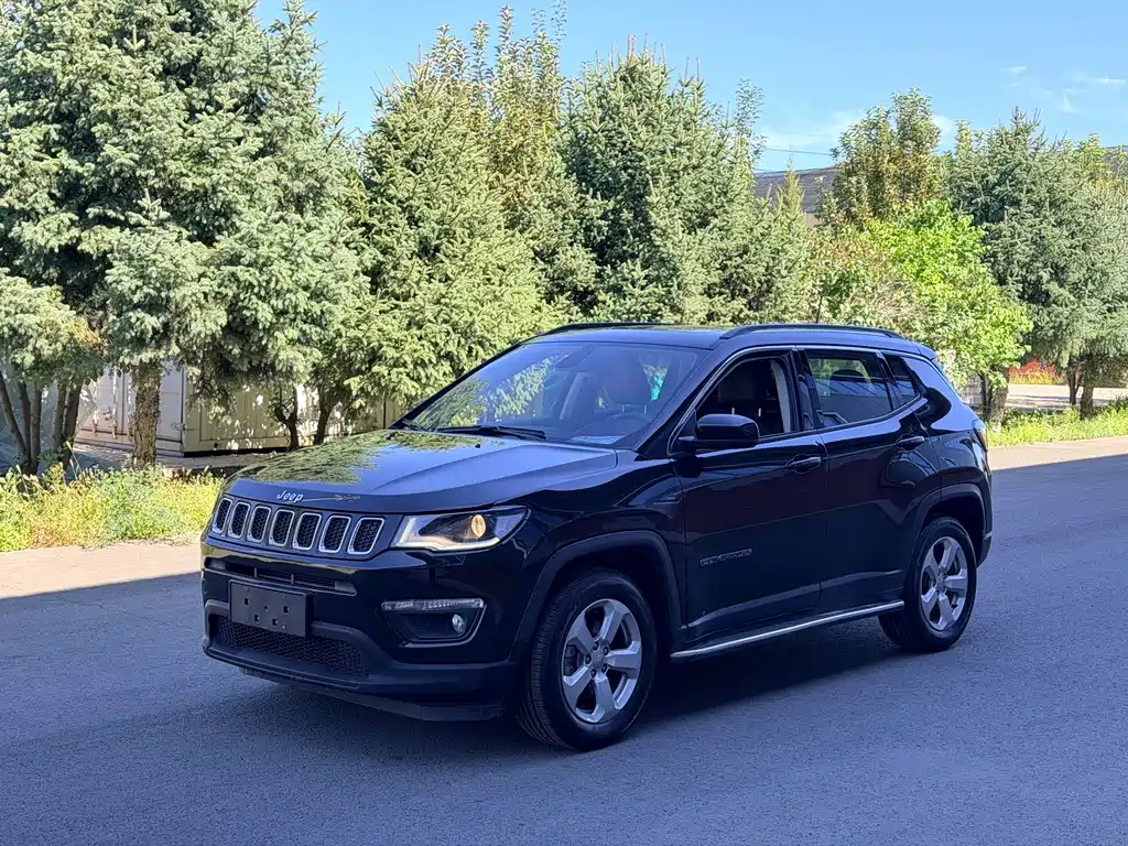 Jeep Compass — миниатюра 3