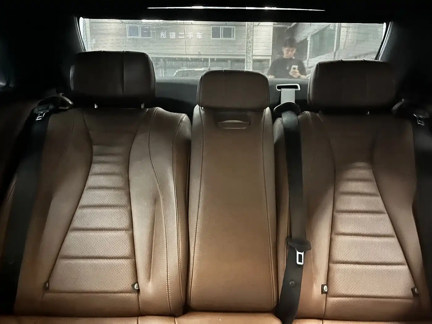 Mercedes-Benz E-Class id 4622557 из Китая 13