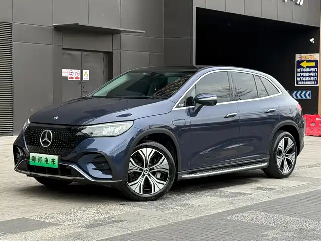 mercedes-benz eqe-suv