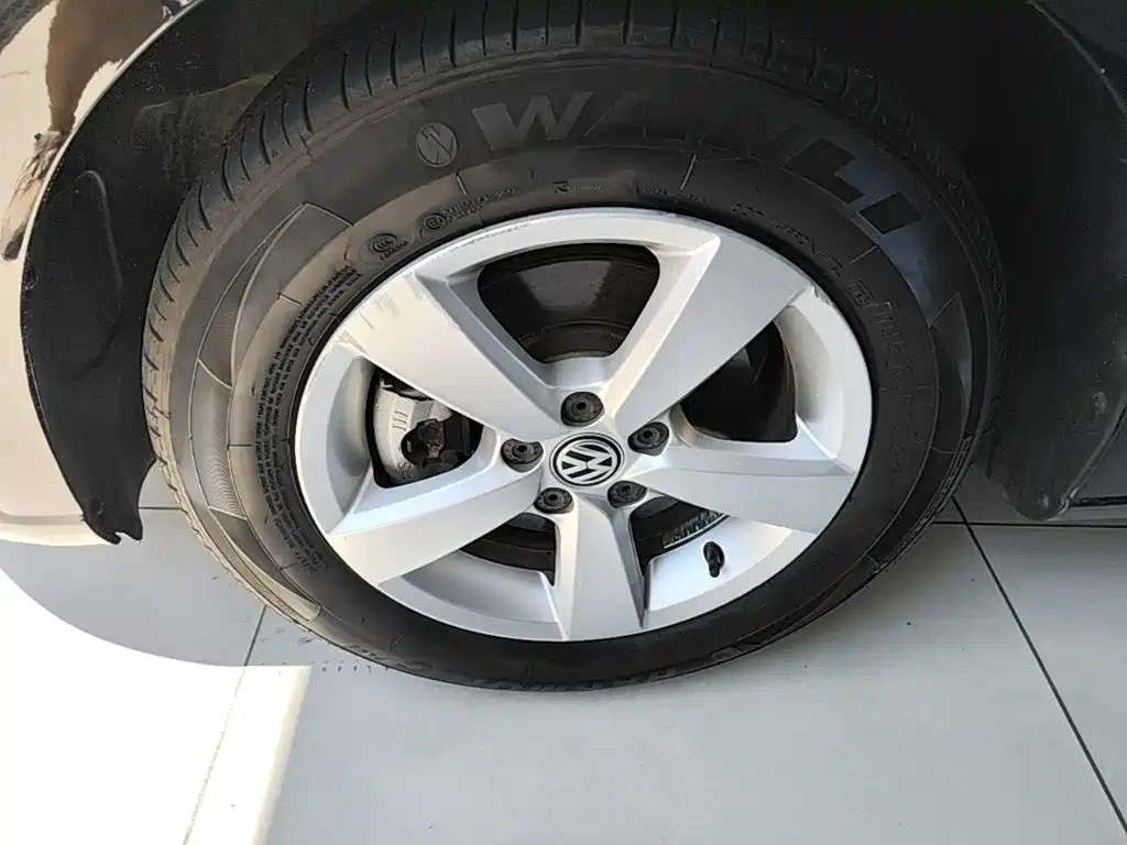 Volkswagen Lavida — миниатюра 23