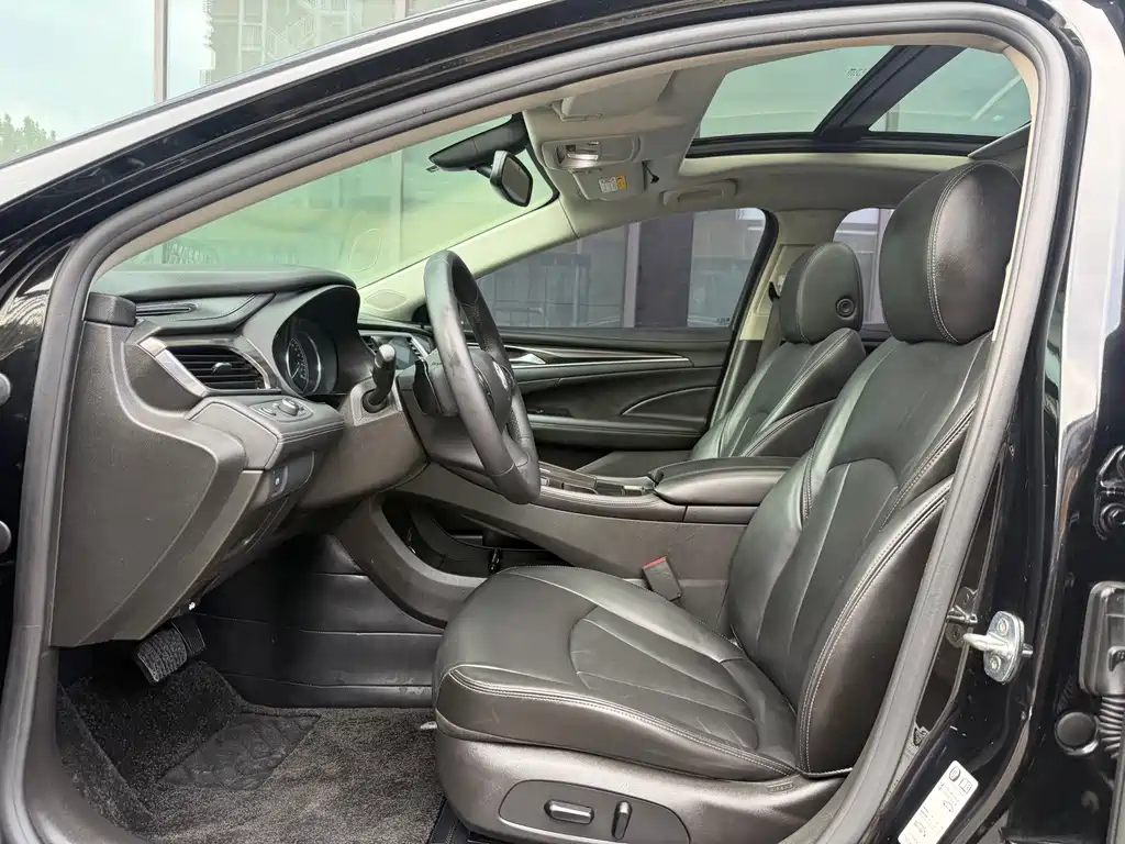 Buick LaCrosse — миниатюра 4