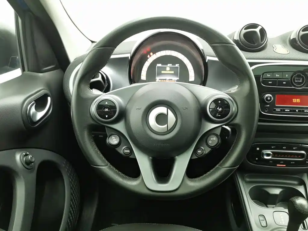 smart Smart Forfour — миниатюра 11