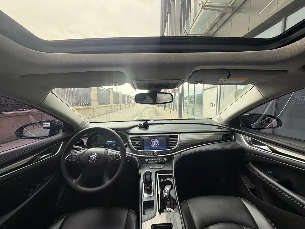 Buick LaCrosse — миниатюра 9