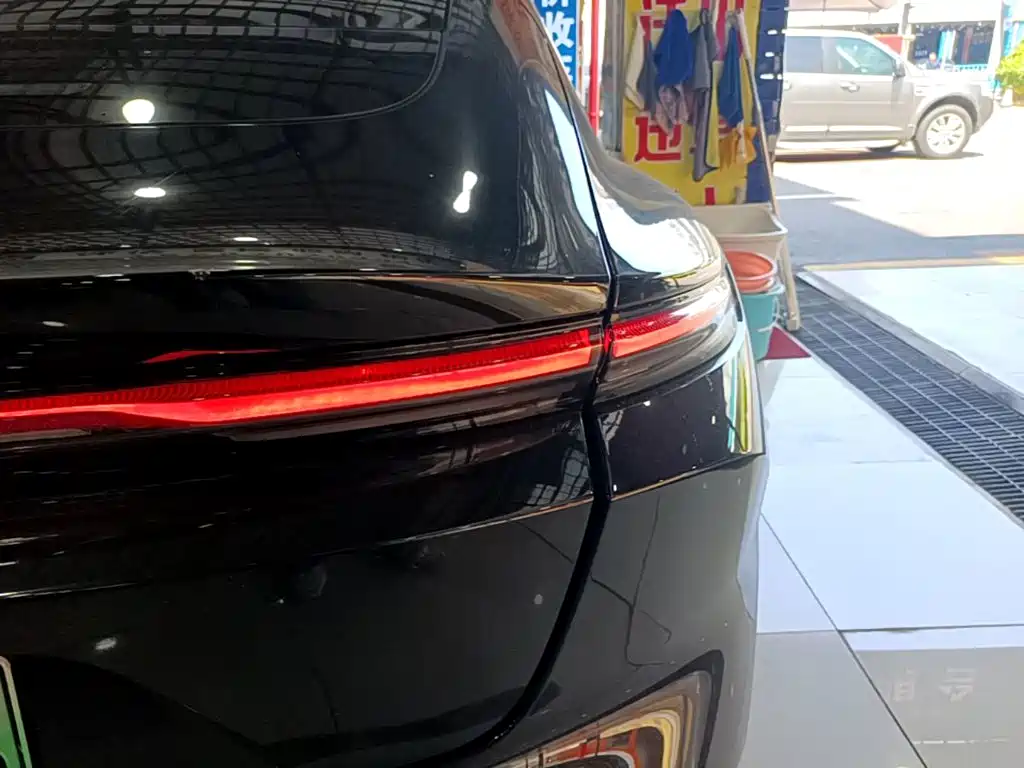 NIO ET5 — миниатюра 8