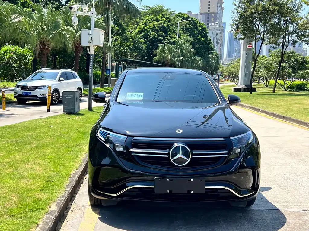 Mercedes-Benz EQC — миниатюра 7