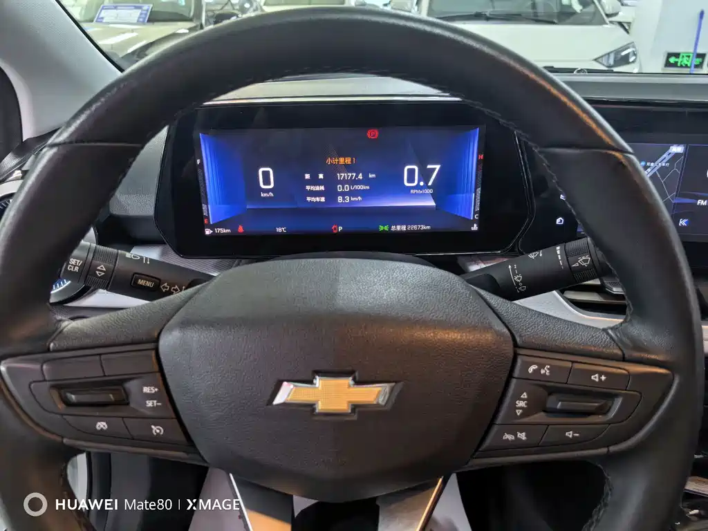 Chevrolet Monza — миниатюра 10