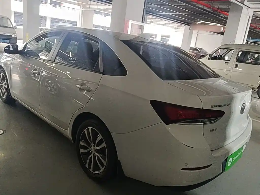 Buick Excelle — миниатюра 5