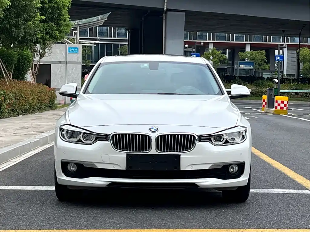 BMW 3 Series — миниатюра 2