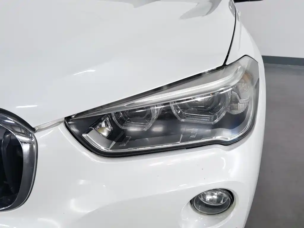 BMW X1 — миниатюра 7