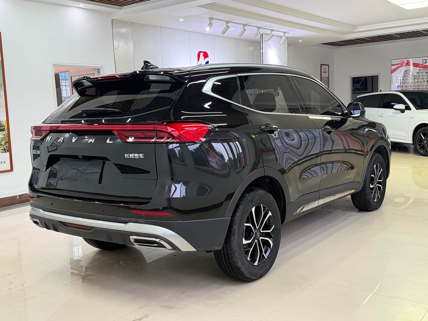 Haval Haval H6 1.5 л 2023 г. Чёрный, пробег 30000 км