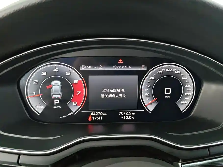 Audi A4L — миниатюра 14