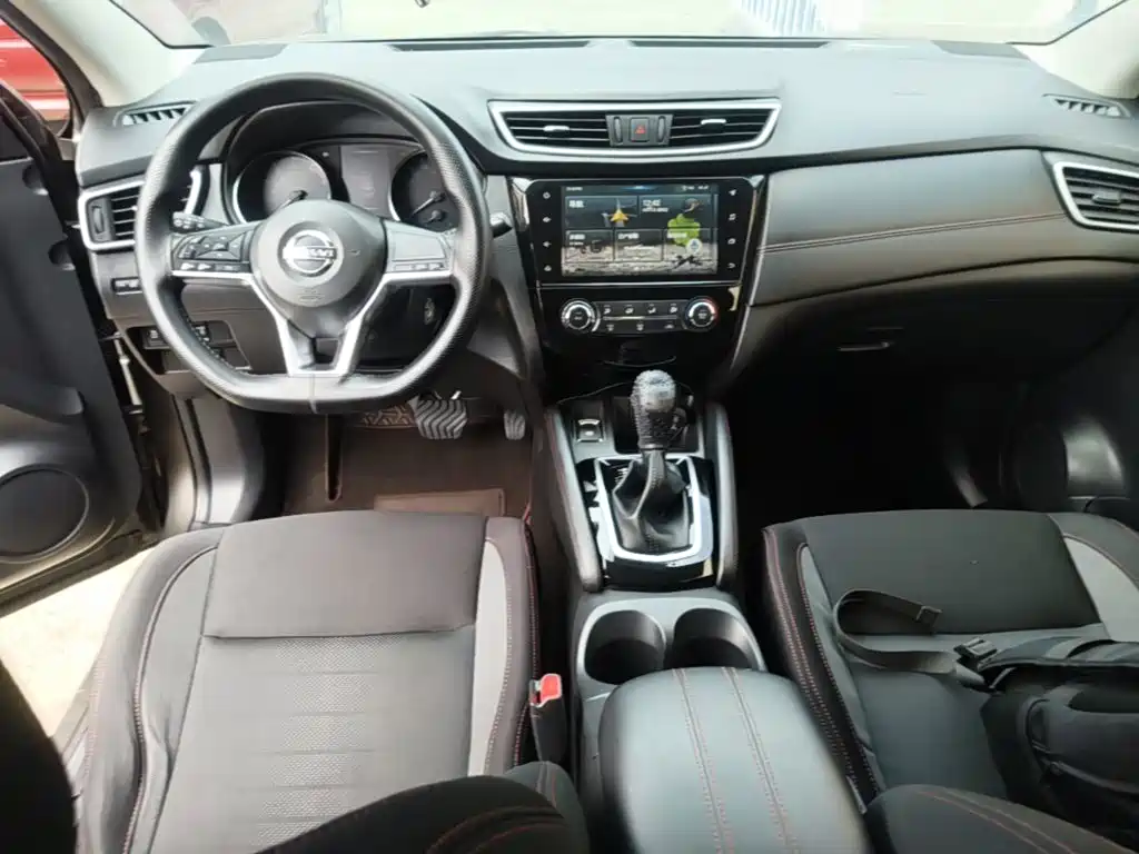 Nissan Qashqai — миниатюра 10