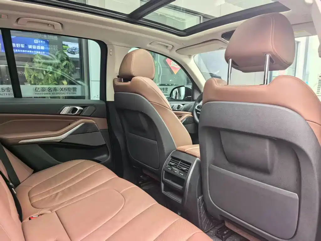 BMW X5 (Import) — миниатюра 7