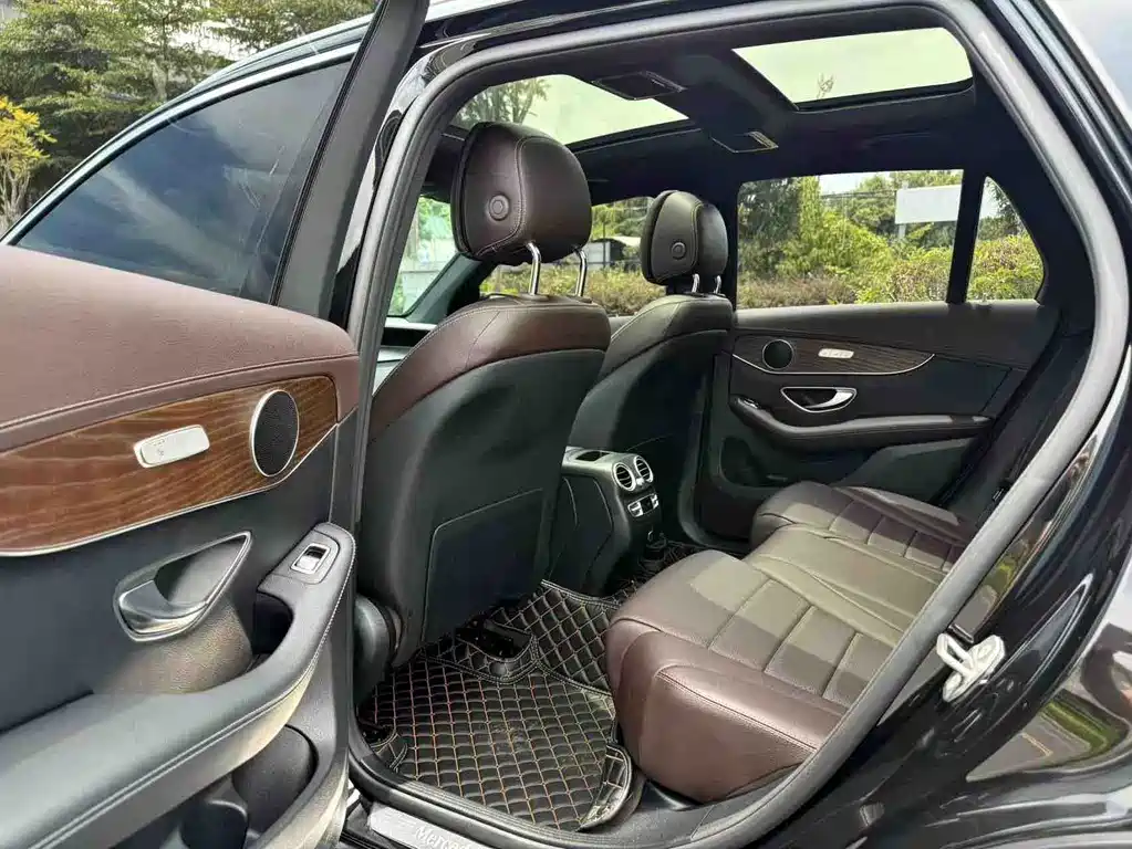 Mercedes-Benz GLC — миниатюра 9