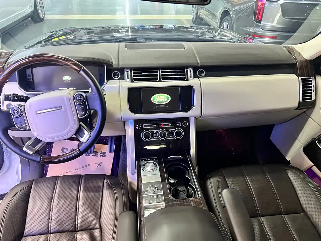 Land Rover Range Rover 2014 3.0 TDV6 Vogue SE