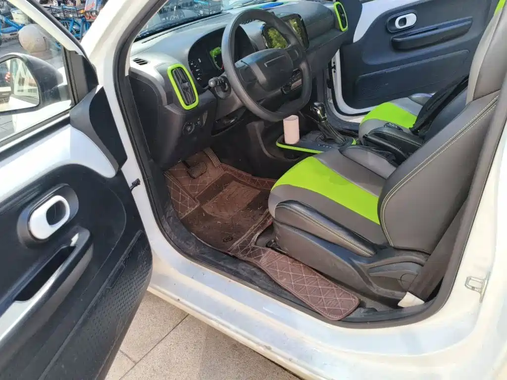 Roewe Clever — миниатюра 17