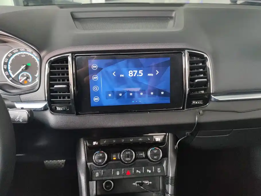 Skoda Karoq — миниатюра 13