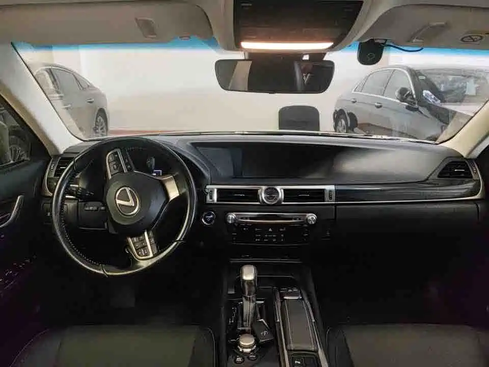 Lexus GS — миниатюра 3