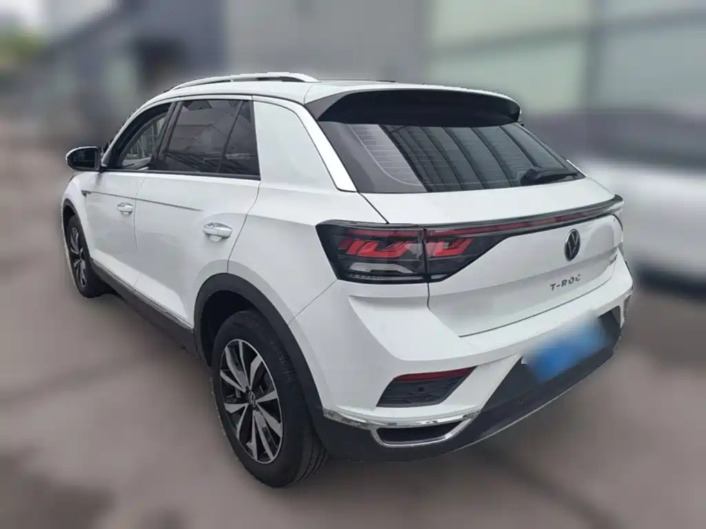 Volkswagen T-Roc — миниатюра 7