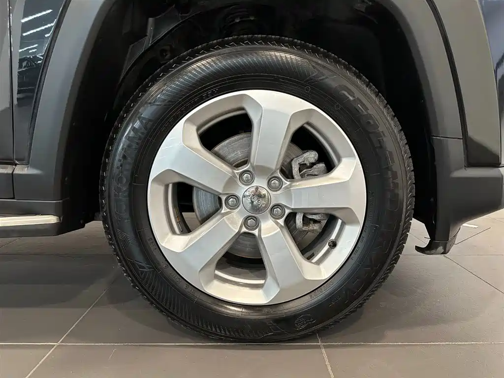 Jeep Compass — миниатюра 15